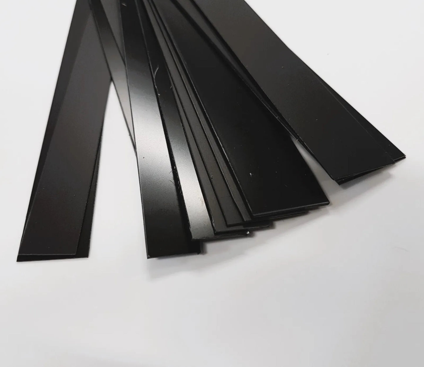Plasticard HIPS Strip(s) Black Matt/Matt 300mm