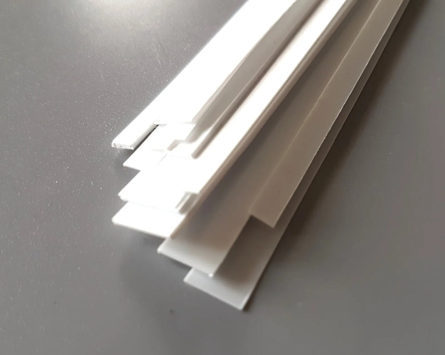 Plasticard HIPS Strip(s) White Matt/Matt 300mm