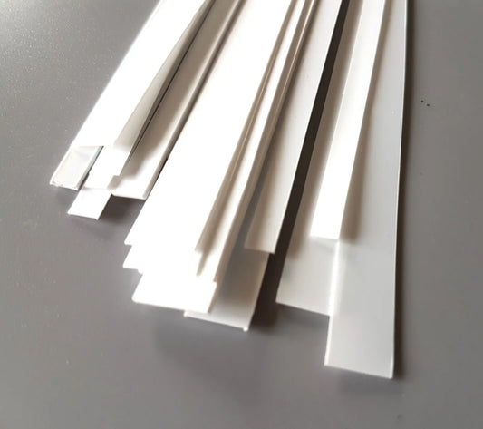 Plasticard HIPS Strip(s) White Matt/Matt 300mm